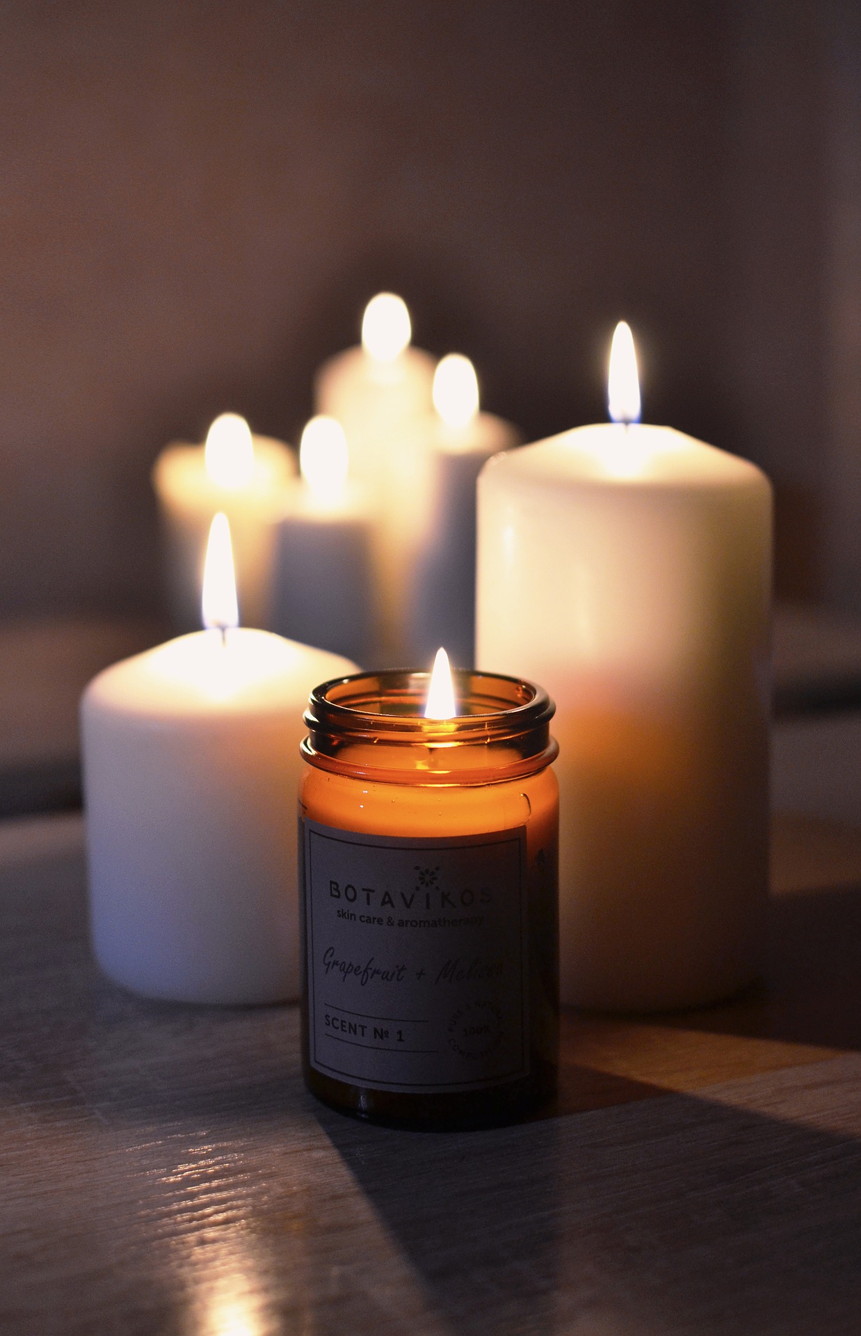 candles-7304948_1920